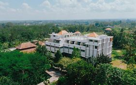 Taman Prakerti Bhuana Hotel